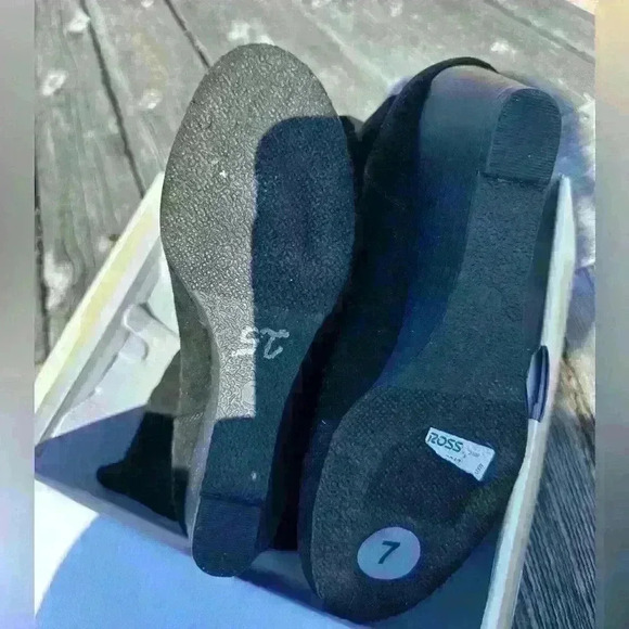 NWT Hocus Pocus Faith Boots Size 7 - Picture 2 of 3